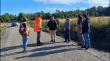 Autoridades y vecinos de Quemchi verificaron avances de obras viales en Lliuco Montaña