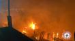 Voraz incendio en campamento del sector norte de Antofagasta: fuego aún no es controlado