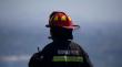 Bomberos controló principio de incendio en tres locales comerciales de Valparaíso