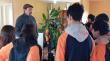 Estudiantes participaron de jornada de reforestación en Villa Los Copihues de Chonchi