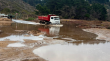 Monitorean badén de Las Salinas en Papudo tras desbordamiento provocado por marejadas