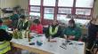 Quinchao: Con taller de educación ambiental transforman vidrio reciclado en velas artesanales