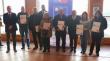 Seis familias de Castro recibieron sus títulos de dominio