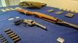 Detienen a cuatro personas imputadas por un doble homicidio en Los Ángeles: se incautaron armas, municiones y drogas