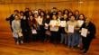 Diecinueve vecinas participaron en taller de mosaicos en sectores rurales de Castro