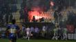 Fuegos artificiales lanzados por hinchas provocaron suspensión del partido de Everton y la U en el Sausalito
