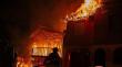 Incendio afectó a tres viviendas en Antofagasta: Nueve personas resultaron damnificadas