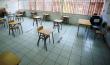 Gobierno suspende las clases del martes en 10 comunas de la RM por alerta roja