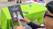 Poetas presentaron sus obras en ferias de Castro en el marco de la Feria del Libro