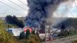 Incendio industrial en planta Gelymar obliga a corte parcial del tránsito en la Ruta 5 a Pargua
