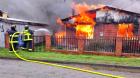 [FOTOS] Voraz incendio consumió casa de adulto mayor con Alzheimer en Carelmapu