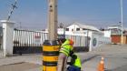 CGE instala protectores en postes eléctricos para reducir cortes de luz en Mejillones