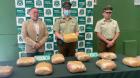 Incautan más de 20 mil dosis de marihuana en control carretero en San Nicolás