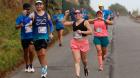 Jorge Pérez y Victoria Lara mandaron en los 10K Concón ante mil corredores en el borde costero