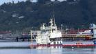 Nave escorada en bahía Chincui de Puerto Montt amaneció semihundida