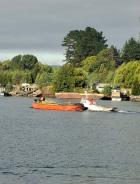 Noche Valdiviana: Valdicor integra capacidad técnica y tradición fluvial en apoyo a organizaciones locales