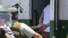 Por lanzar bombas molotov: Carabineros detuvo a dos exestudiantes del INBA