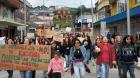 Organizaciones sociales y estudiantes marcharon en Puerto Montt por el medio ambiente