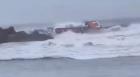 [VIDEO] Bucalemu: Bote sufrió accidente y pescadores lograron salir con vida