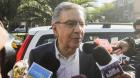 Joaquín Lavín llegó a Capitán Yaber: "Confío 100% en la inocencia de Cathy y de mi hijo"