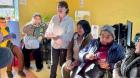 Agrupación de personas mayores de Dalcahue recibe canastas de alimentos gracias a proyecto