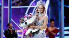 Karen Doggenweiler, Camila Andrade y Luis Jara entre el jurado de Miss Universo Chile 2026