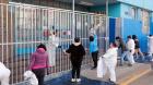 Valparaíso: comunidad impulsa renovación de fachada en Escuela Grecia
