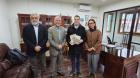Coordinan acciones para fortalecer proyectos en Castro