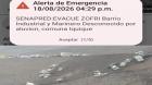[VIDEO] Suman alerta por peligro de aluvión en sector de Zona Franca en Iquique: vehículos son arrastrados por bajada de agua