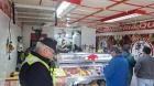 Decomisan más de 400 kilos de carne de procedencia clandestina en carnicería de Castro