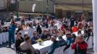 Cerca de 500 personas participaron en el tradicional banquete solidario en el Barrio Puerto