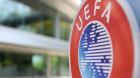 La UEFA se alía con la firma STRAUSS para mejorar el arbitraje