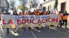 Docentes y funcionarios de Educación marchan hasta el Congreso en defensa de la educación pública