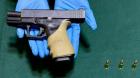 Hombre con orden de detención fue arrestado en Putemún: portaba una Glock cargada y marihuana