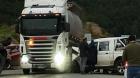 Colisión semi frontal entre camioneta y camión deja un lesionado en bypass de Castro
