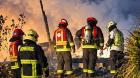 Nuevo incendio en Ruta V-85 de Calbuco consumió por completo una vivienda