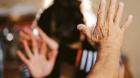 Sujeto golpeó y quiso asfixiar a su pareja delante del hijo de ambos en Olmué