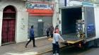 Pandilla asaltó local de tragamonedas en San Antonio: le pegaron botellazo a trabajador