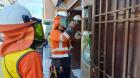 Efectúan operativo de inspección para detectar conexiones irregulares en sector centro de Iquique