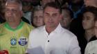 Lula sobre la ida de Flávio Bolsonaro a EE.UU.: "Quien sale escondido de su país, debe alguna cosa"