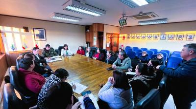 Refuerzan coordinación en seguridad con comerciantes locales en Purranque