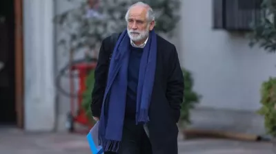 Ministro de Vivienda respondió a Jara por críticas a reconstrucción y abordó las deudas del Minvu: “Se van a pagar”