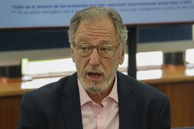 García y eventual ley corta antes de enero para restituir cobros extra en cuentas de luz: es “completamente inviable”