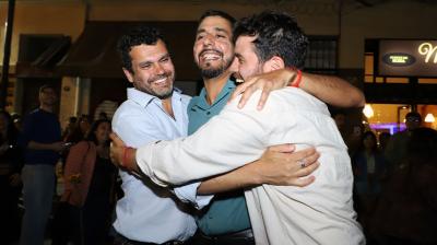 Cuello, Brito y Bassa resisten la avalancha de la oposición en el Distrito 7