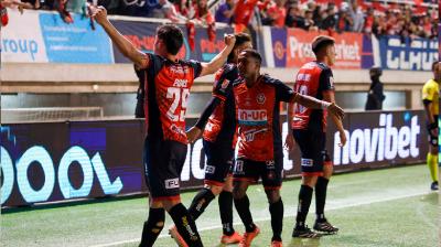 Limache venció a Unión Española en un partido clave y ya acaricia la permanencia en Primera División