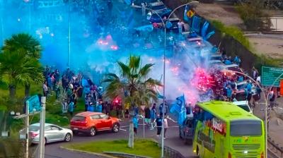 [VIDEO] Apoyo incondicional: Cientos de hinchas de Deportes Iquique despidieron al plantel en la previa del duelo ante Everton