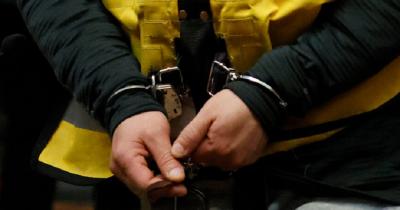Tenía orden de captura desde el 2018: Extraditan a chileno imputado por homicidio calificado en Calama