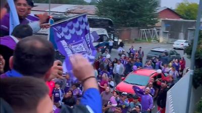 [VIDEO] Miles de penquistas salieron a saludar a Deportes Concepción en su recorrido por la ciudad