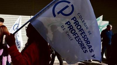 Suprema conforma descuentos a profes por paralización de junio