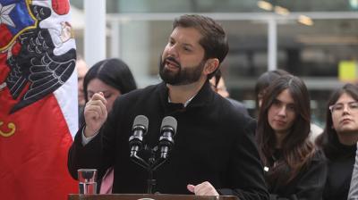 Presidente Boric votó en Punta Arenas: &quot;No creo que se trate de un plebiscito. Chile está decidiendo por su futuro&quot;